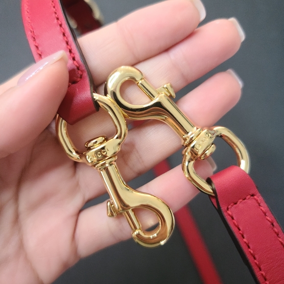 Gucci GG Supreme Monogram Blooms Tote - Picture 13 of 15